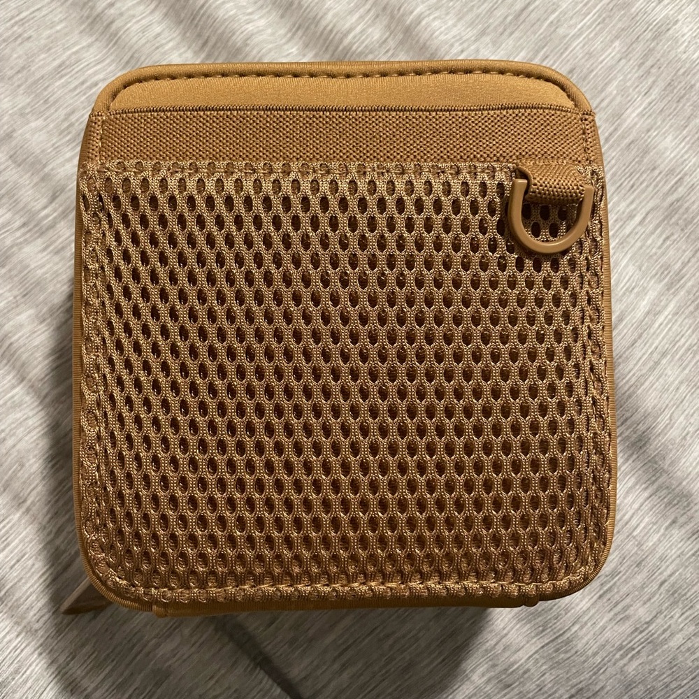 Dagne Dover Arlo Tech Organizer